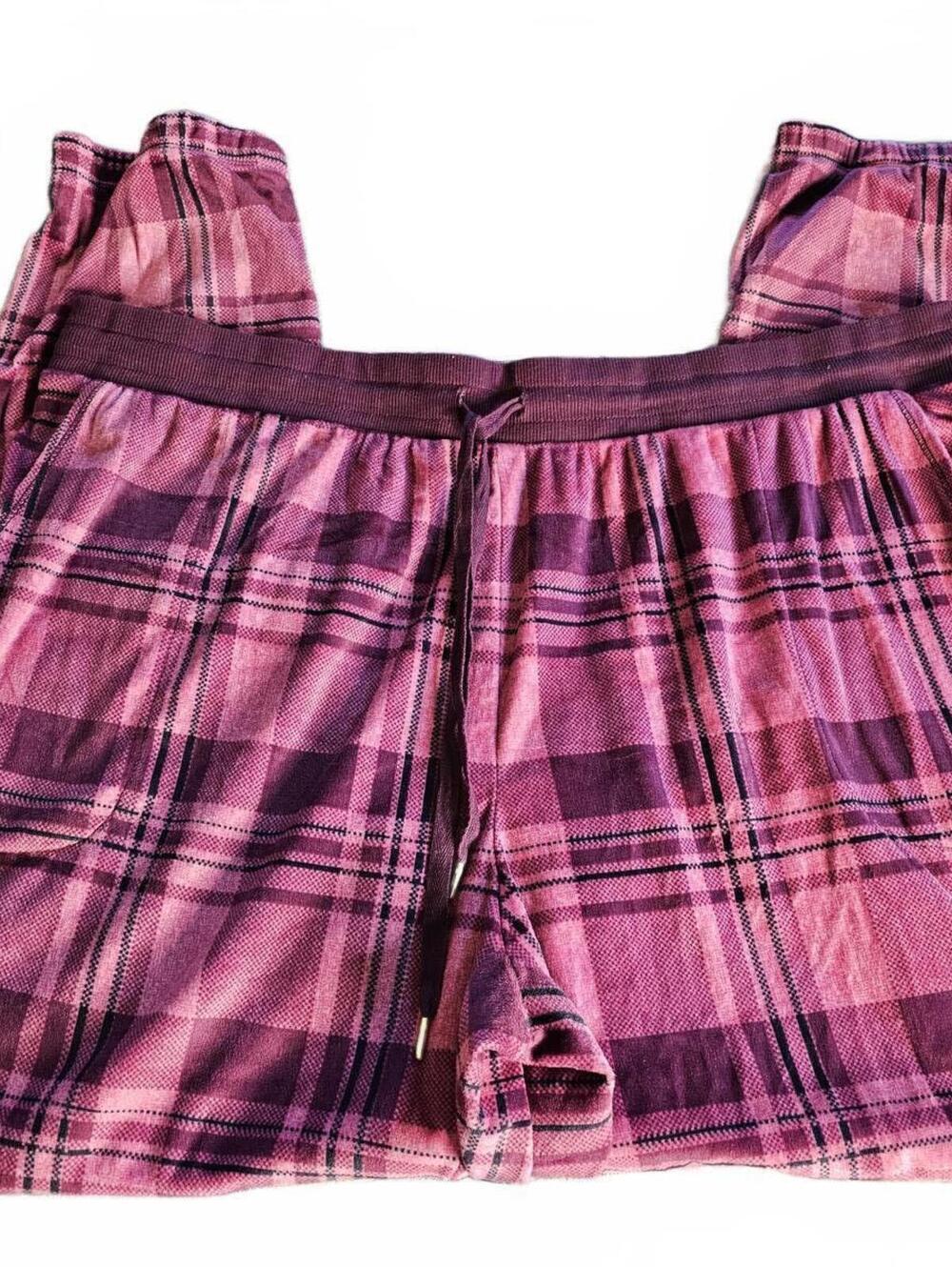 Secret Treasures Women's 2X Pink and Burgundy Plaid Lounge Pants